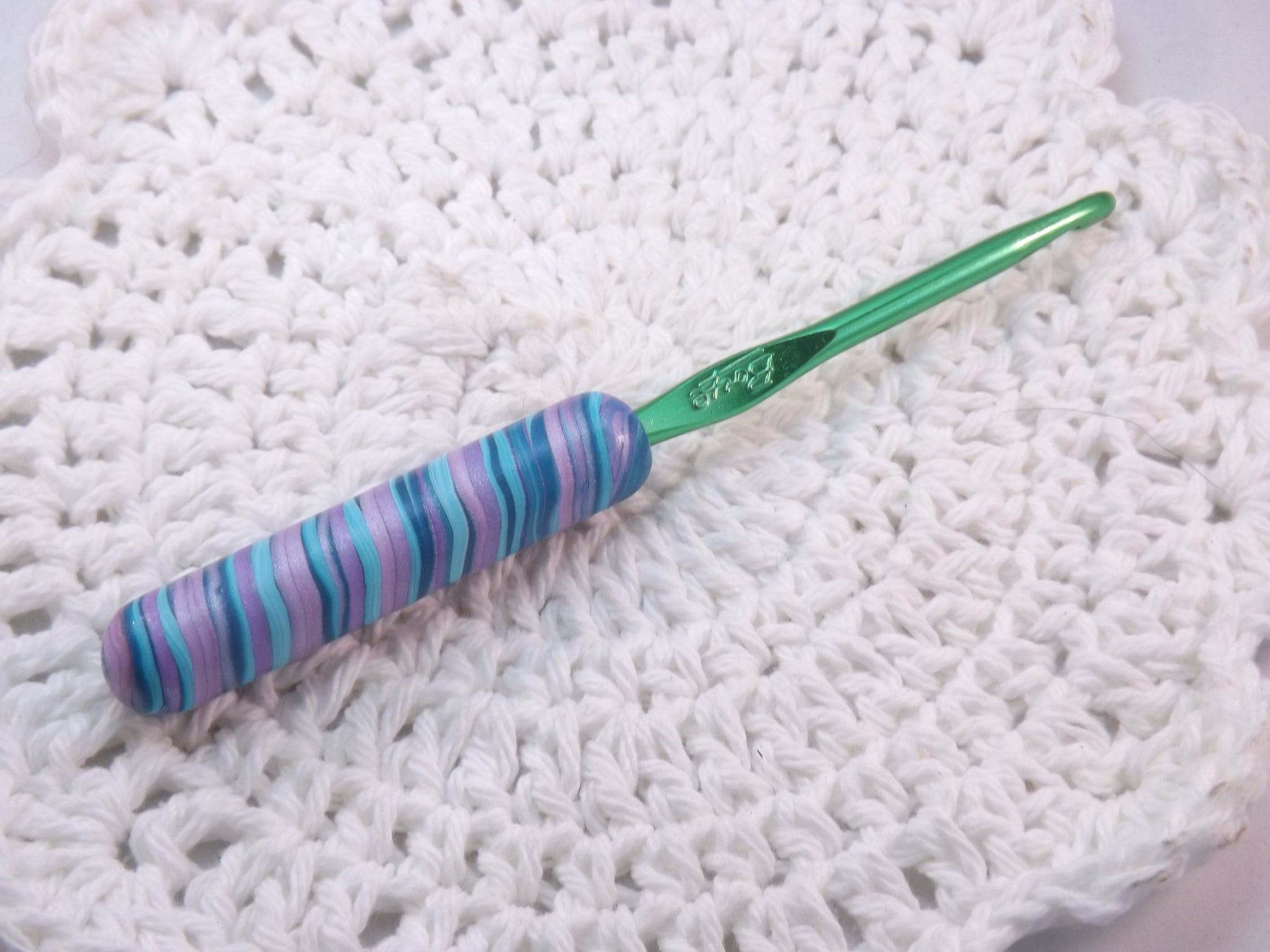 Crochet Hook, Polymer Clay Covered Boye Crochet Hook, Cats and Paw Prints,  Limited Edition 